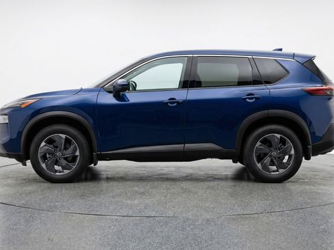 Used 2025 Nissan Rogue SV image 5