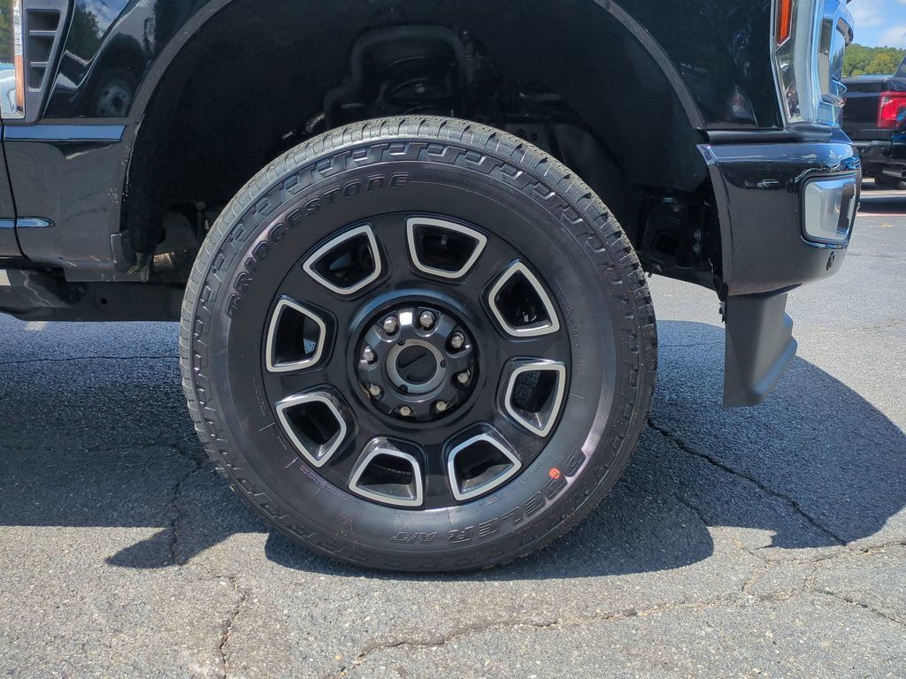 Used 2024 Ford F250 Platinum AWD/4WD image 13