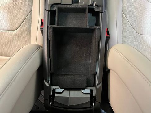 Used 2018 Ford Fusion Titanium image 22