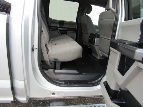 Used 2019 Ford F250 XLT w/ Snow Plow Prep Package AWD/4WD image 20