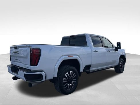 Used 2024 GMC Sierra 3500 Denali Ultimate image 19