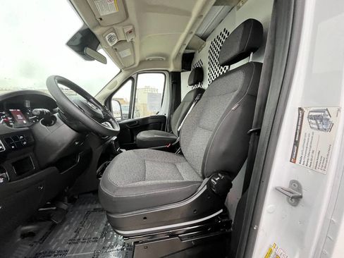 Used 2023 RAM ProMaster 2500 image 18