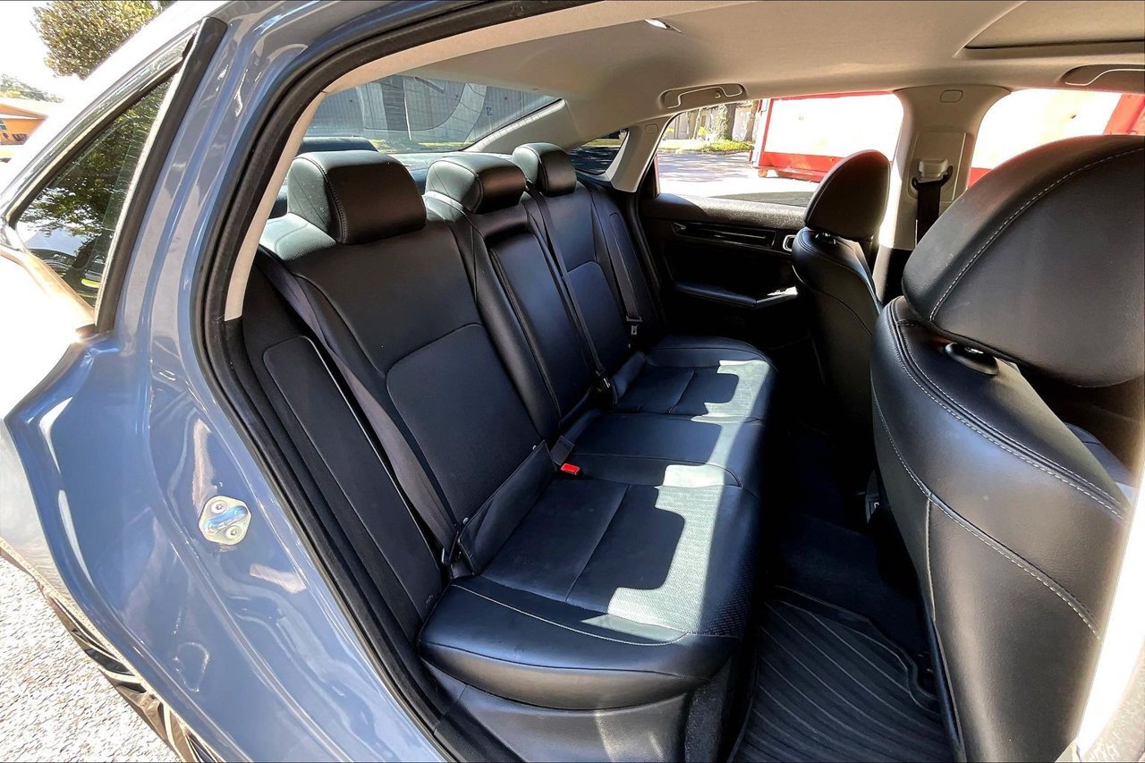 Used 2022 Honda Civic Touring image 22