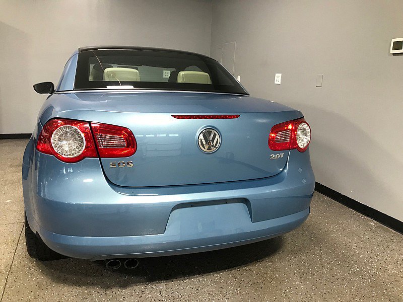 Used 2009 Volkswagen Eos Komfort FWD image 8