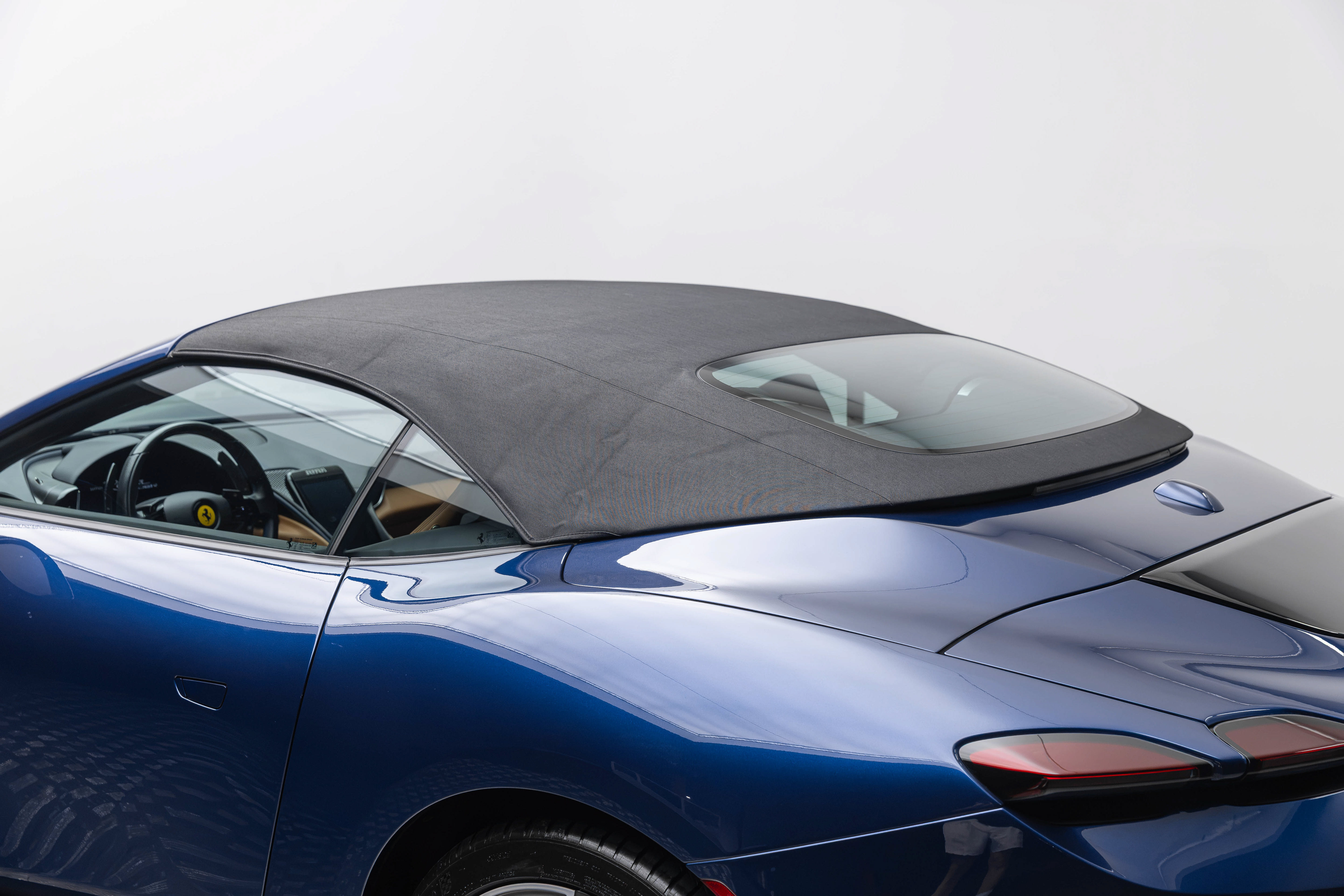 Used 2025 Ferrari Roma Spider RWD image 62