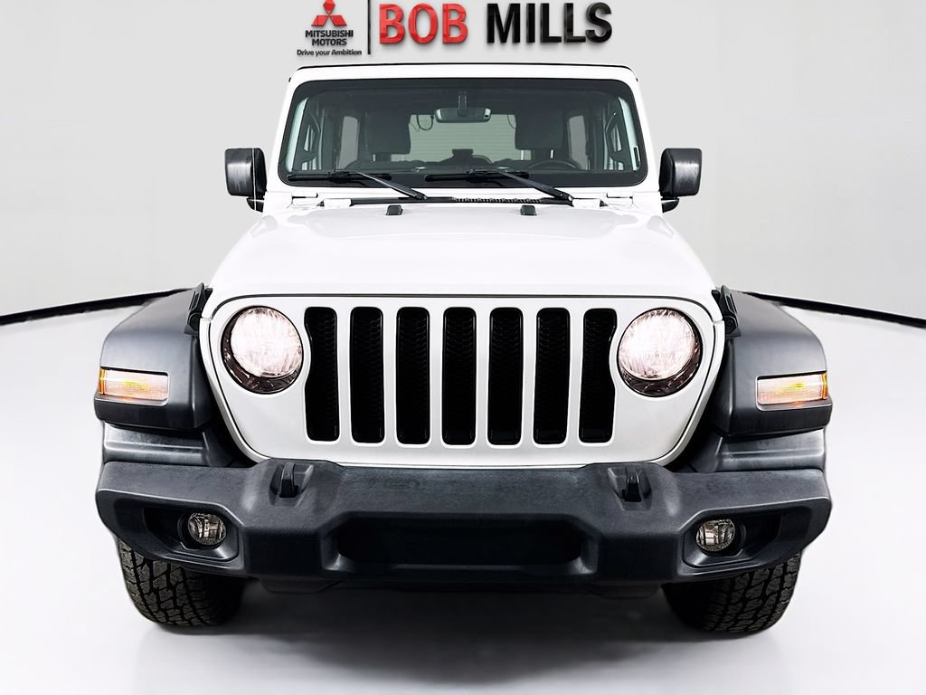 Used 2022 Jeep Wrangler Unlimited Sport AWD/4WD image 2
