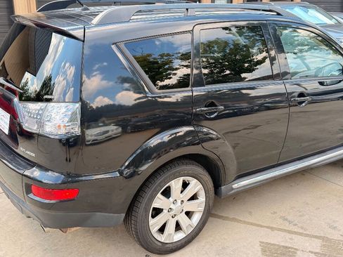 Used 2013 Mitsubishi Outlander SE image 21