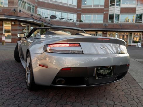 Used 2015 Aston Martin V8 Vantage GT image 9