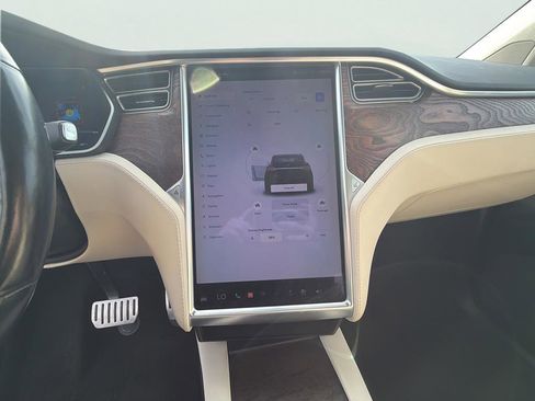 Used 2018 Tesla Model X P100D image 17