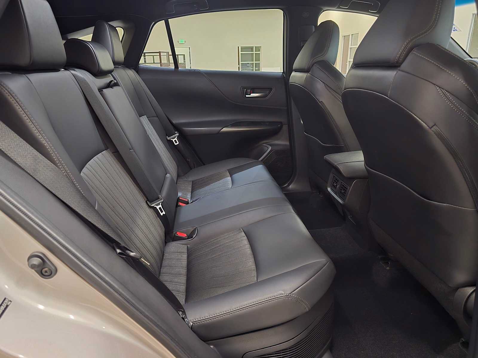 Certified 2021 Toyota Venza XLE AWD/4WD image 25