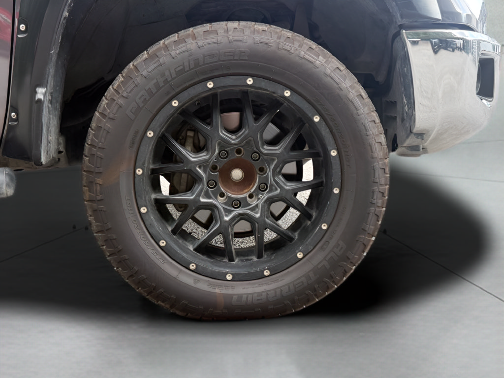 Used 2021 Toyota Tundra SR5 w/ SR5 Leather Package RWD image 15