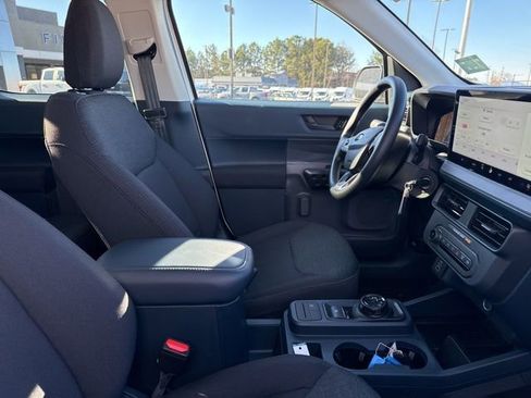 New 2025 Ford Maverick XL image 15