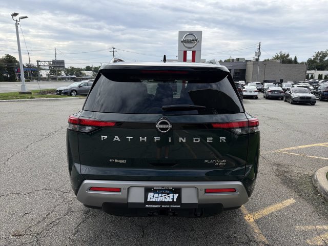 Certified 2022 Nissan Pathfinder Platinum w/ Cargo Package AWD/4WD image 7