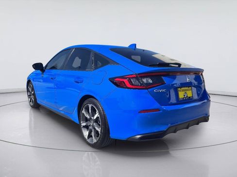 Used 2025 Honda Civic Sport Touring image 3