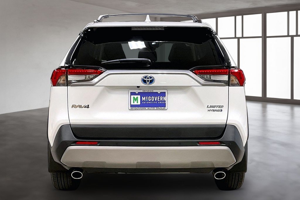 Used 2023 Toyota RAV4 Limited AWD/4WD image 6
