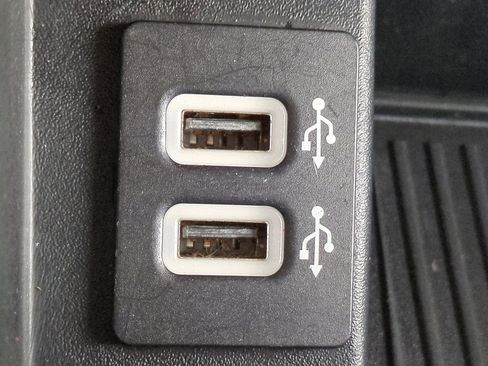 Used 2020 Ford F150 Platinum w/ Equipment Group 701A Luxury image 22