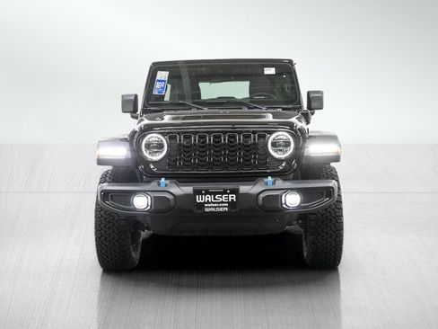 Used 2024 Jeep Wrangler Unlimited AWD/4WD image 8