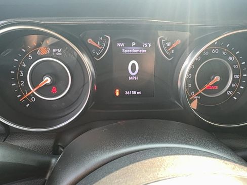 Used 2023 Jeep Wrangler Unlimited Sport AWD/4WD image 14