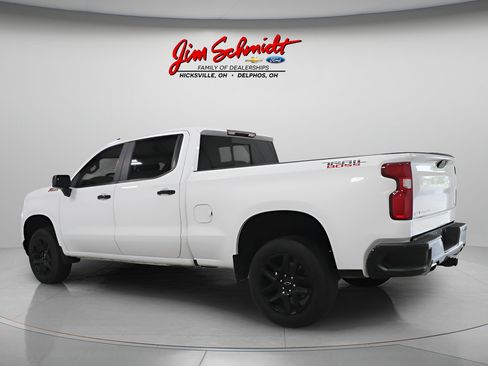 Used 2021 Chevrolet Silverado 1500 LT Trail Boss w/ Convenience Package II AWD/4WD image 5