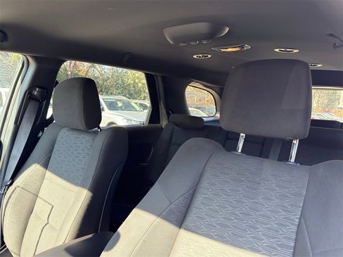 Used 2025 Dodge Durango GT image 21