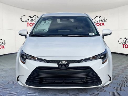New 2026 Toyota Corolla LE FWD image 3