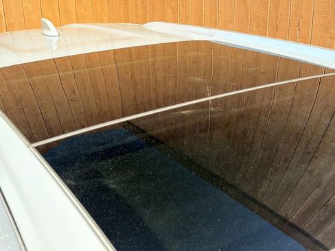 Used 2023 Nissan Rogue SL w/ SL Premium Package image 18