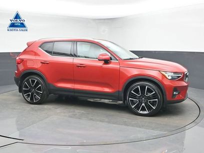 Used 2023 Volvo XC40 B5 Ultimate w/ Climate Package