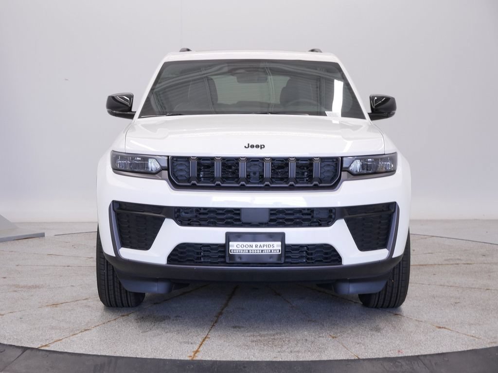 New 2026 Jeep Grand Cherokee Altitude AWD/4WD image 9