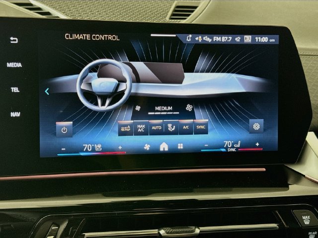 New 2026 BMW X2 xDrive28i w/ Technology Package AWD/4WD image 16