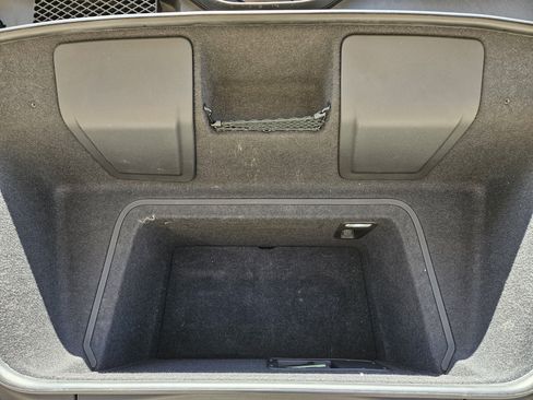 Used 2020 Audi R8 V10 w/ Carbon Exterior Package image 32