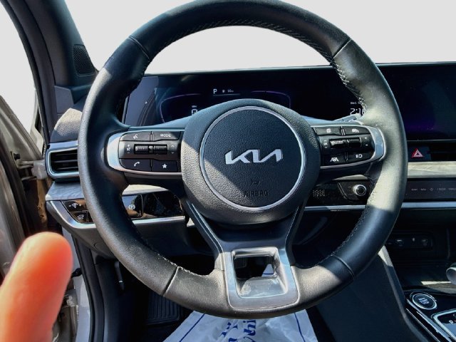 Used 2025 Kia Sportage X-Line w/ Premium Package AWD/4WD image 17