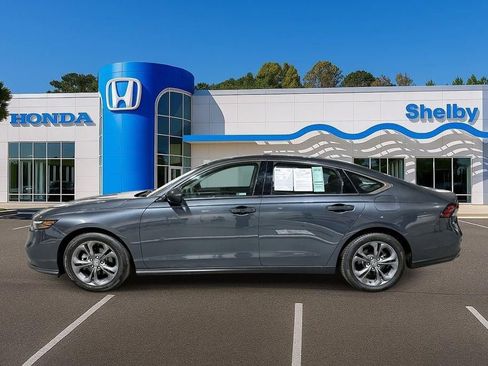Used 2023 Honda Accord EX image 4