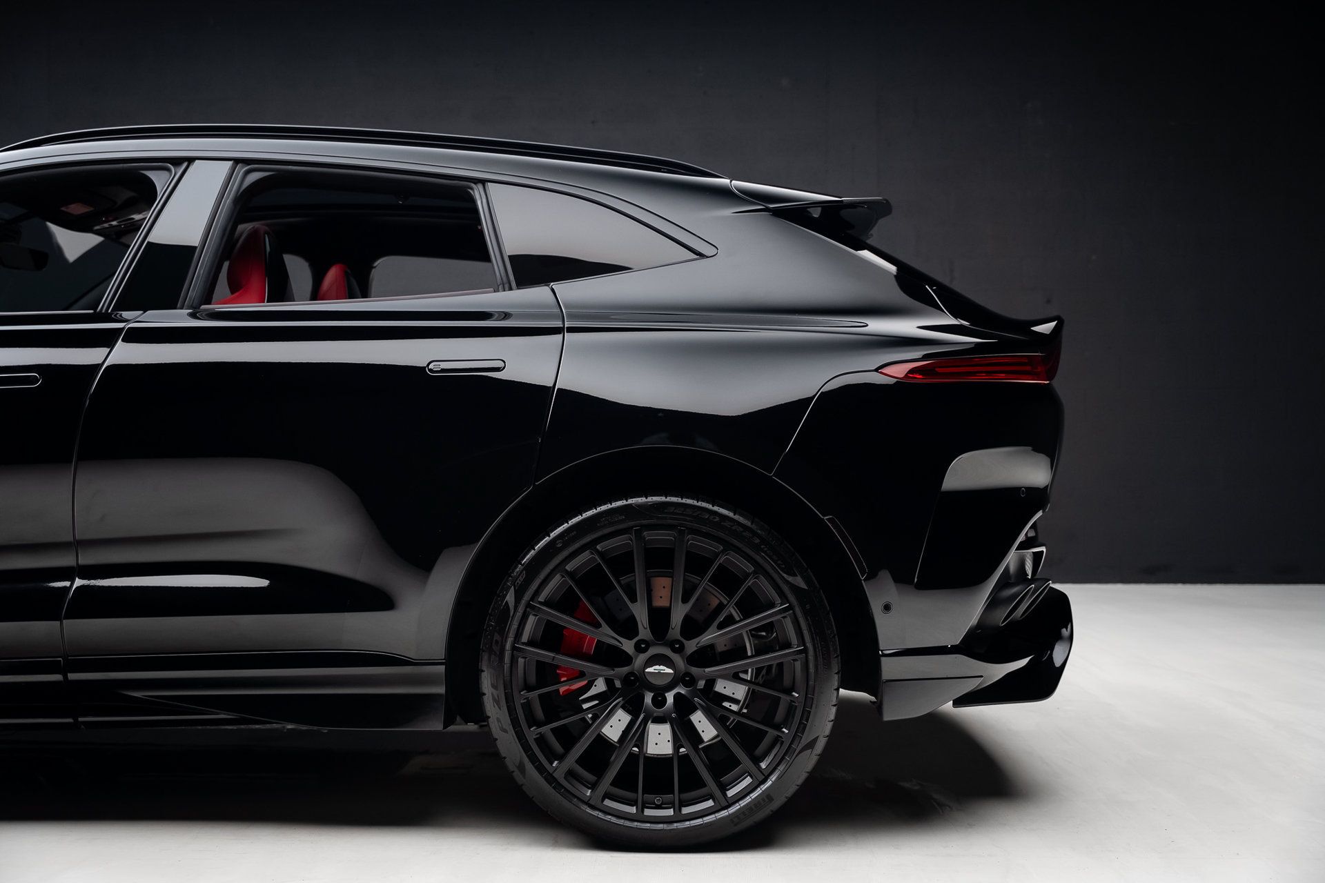 Used 2023 Aston Martin DBX 707 AWD/4WD image 19