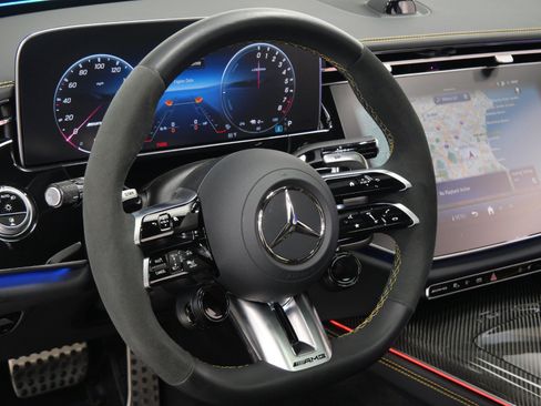 Used 2025 Mercedes-Benz E 53 AMG e 4MATIC Sedan image 15