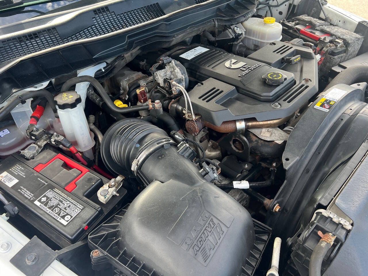 Used 2018 RAM 2500 SLT AWD/4WD image 27
