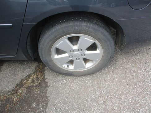 Used 2008 Chevrolet Impala LT w/ Luxury Edition Package image 6