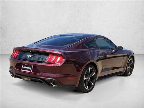 Used 2018 Ford Mustang Coupe RWD image 5