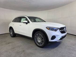 New 2026 Mercedes-Benz GLC 300 video 1