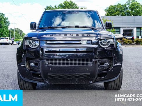 Used 2024 Land Rover Defender 130 X AWD/4WD image 9