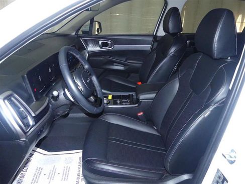 Used 2025 Kia Sorento EX FWD image 22