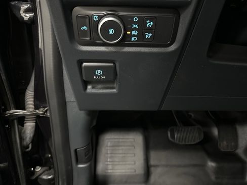 Used 2024 Ford F150 XL image 36