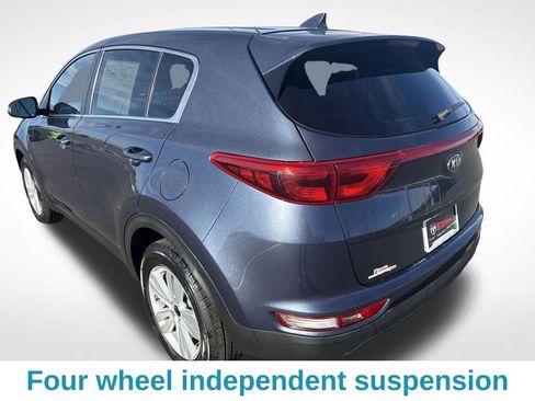 Used 2017 Kia Sportage LX image 3