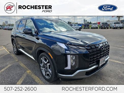 Used 2024 Hyundai Palisade Limited AWD/4WD image 1