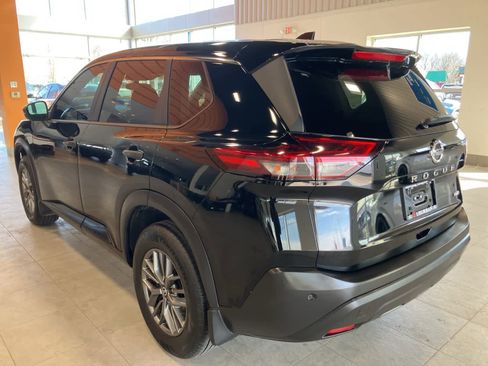 Used 2021 Nissan Rogue S image 7