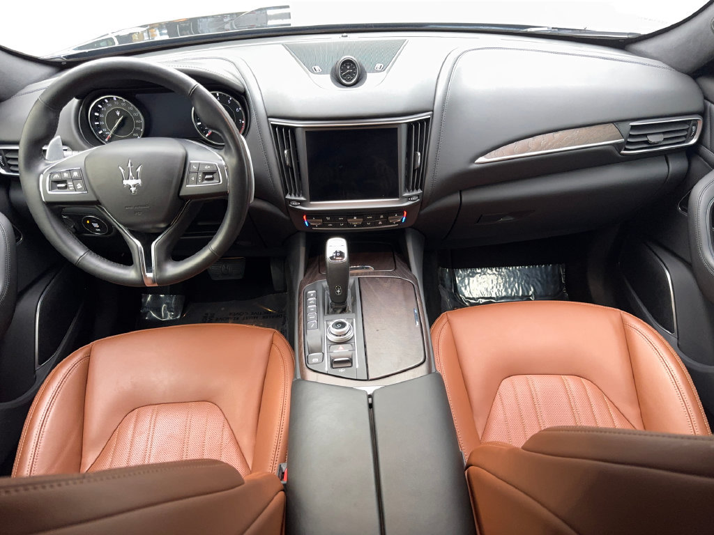 Used 2023 Maserati Levante GT AWD/4WD image 54