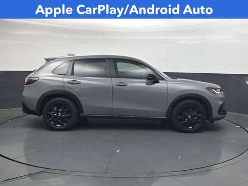 Certified 2025 Honda HR-V Sport image 3