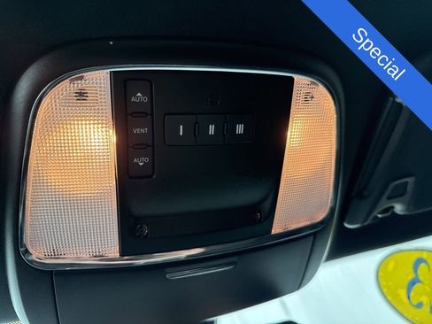 Used 2023 Dodge Charger Scat Pack RWD image 22
