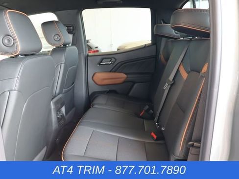New 2026 GMC Canyon AT4 AWD/4WD image 15