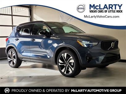 New 2026 Volvo XC40 B4 Plus w/ Climate Package