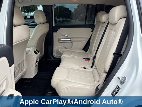 Used 2022 Mercedes-Benz GLB 250 w/ Premium Package Lite image 19